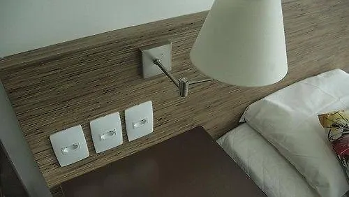 Hotel Garibaldi Business 3*